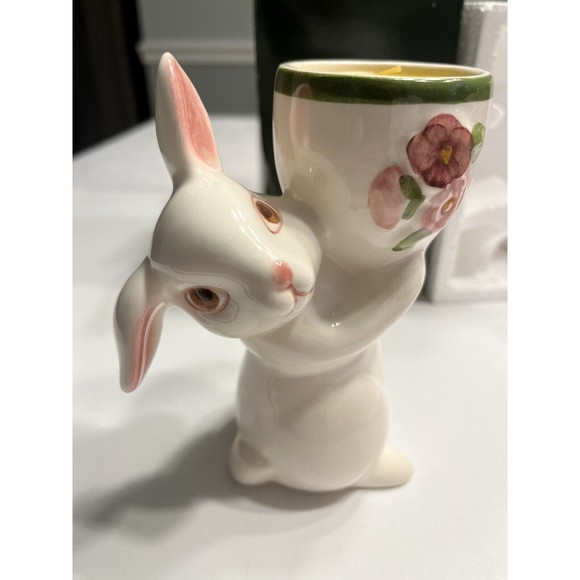 NEW Avon 1981 White Sunny Bunny Ceramic Candle Holder Hand Painted W/Candle - Picture 2 of 13
